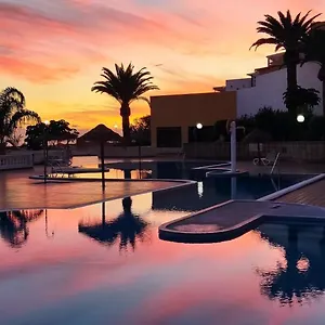 https://apartments-las-brisas-costa-adeje.adeje-hotels.com